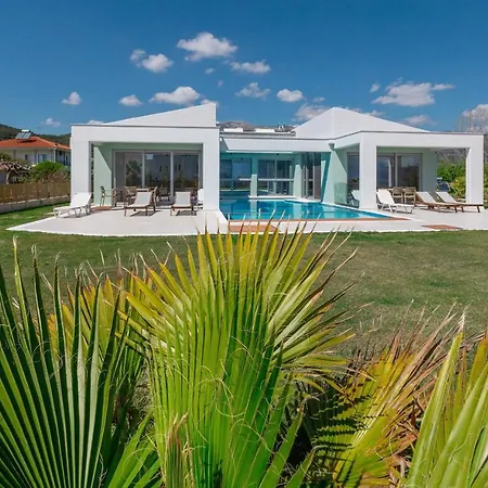 La Villa Del Mare - Nafpaktos Beach Exterior photo