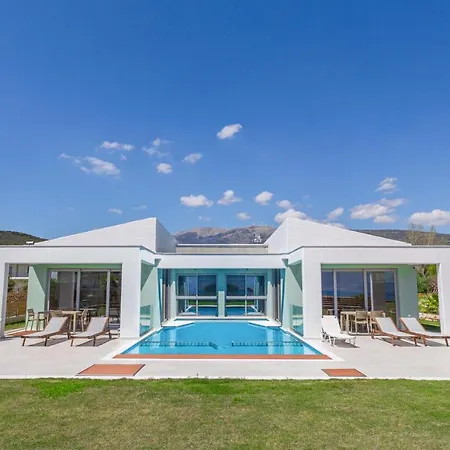 La Villa Del Mare - Nafpaktos Beach Exterior photo